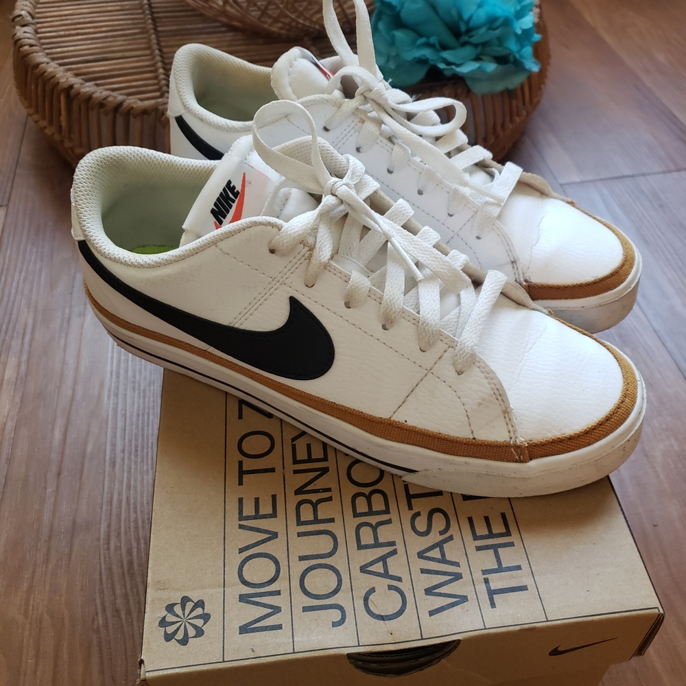Nike Court Legacy NN Sneakers